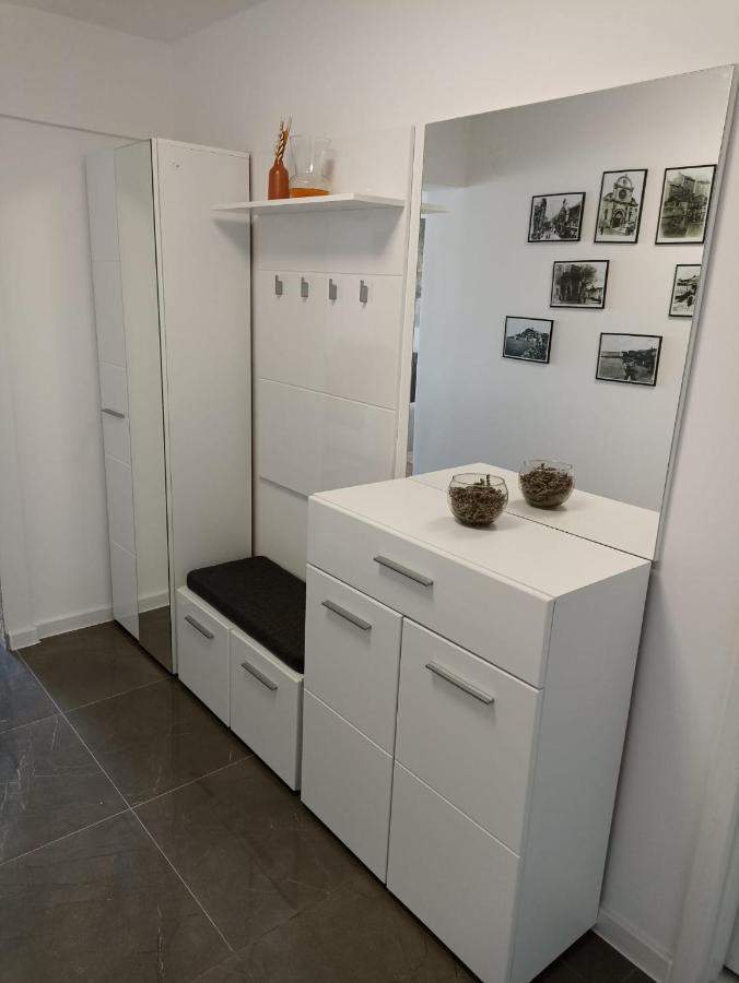 Beetlejuice Apartments Šibenik Екстериор снимка